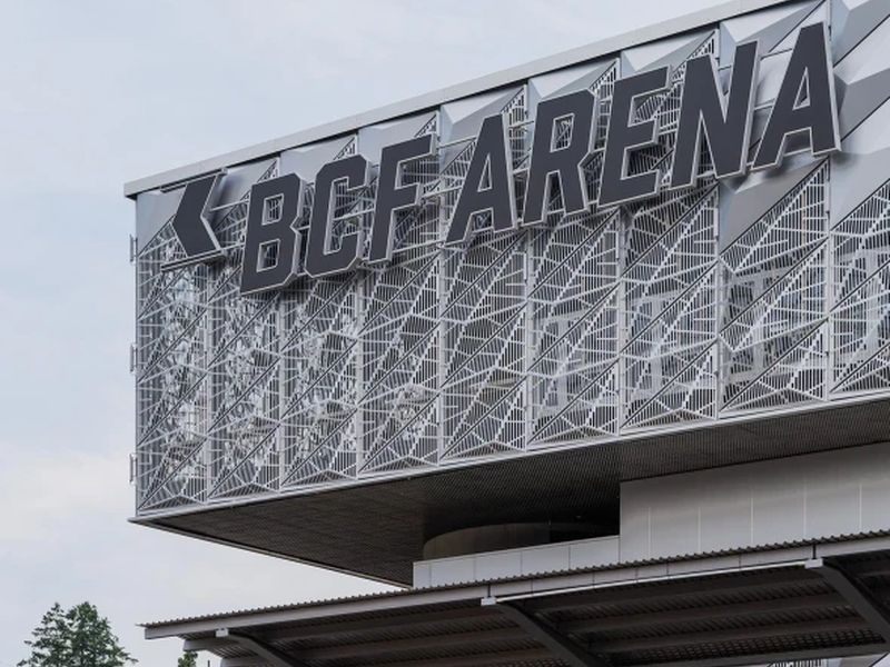 Patinoire BCF Arena
